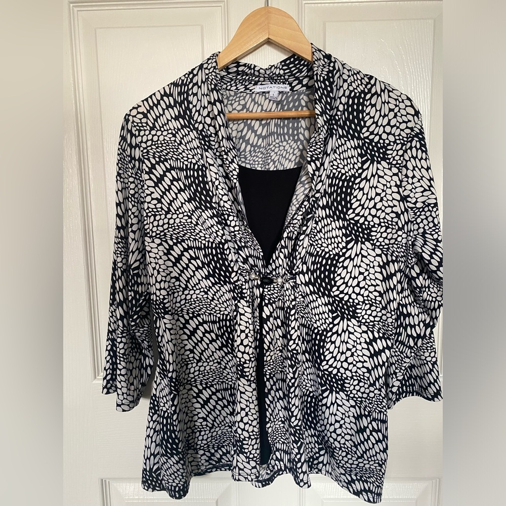 Women’s black and white print blouse
